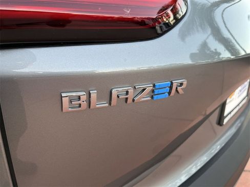 New 2026 Chevrolet Blazer EV LT image 30