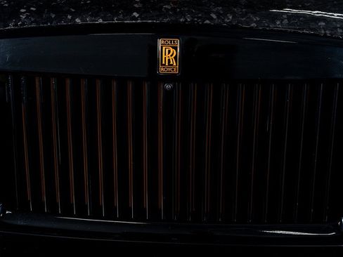 Used 2023 Rolls-Royce Cullinan image 17