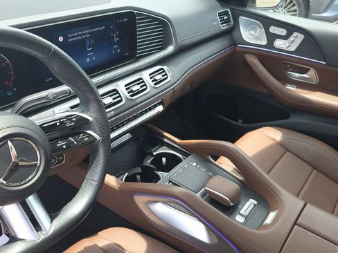 Certified 2024 Mercedes-Benz GLS 450 4MATIC image 22