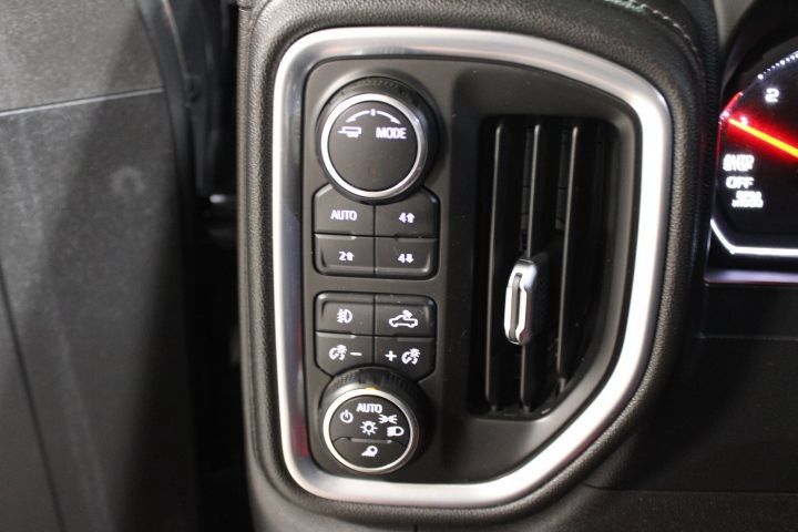 Used 2021 Chevrolet Silverado 1500 LTZ AWD/4WD image 42