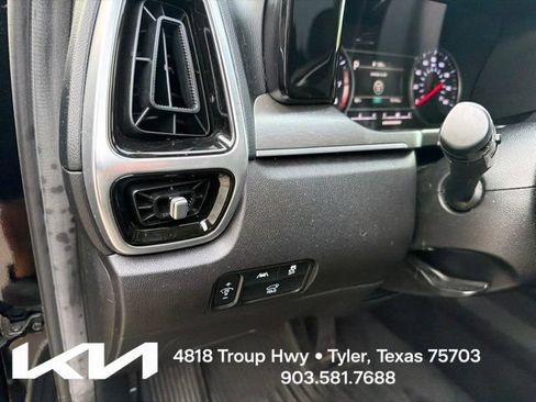 Certified 2021 Kia Sorento SX FWD image 16