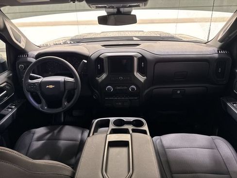 Used 2024 Chevrolet Silverado 2500 Custom w/ Custom Convenience Package AWD/4WD image 20