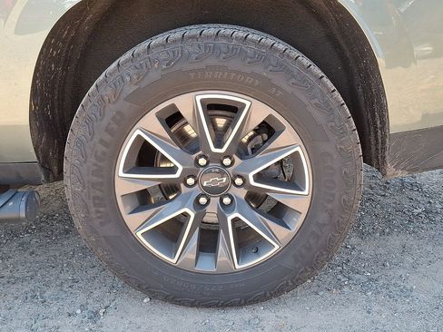 Used 2023 Chevrolet Suburban Z71 AWD/4WD image 32