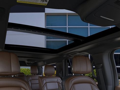 New 2026 Lincoln Navigator L Reserve AWD/4WD image 22