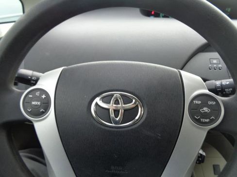 Used 2011 Toyota Prius Two w/ Preferred Accessory Pkg image 28