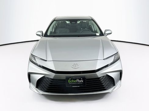 Used 2025 Toyota Camry LE FWD image 2
