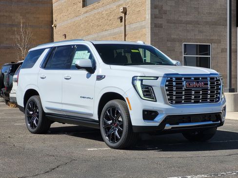 New 2026 GMC Yukon Denali w/ Sun & Power Step Package image 2