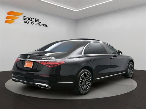 Used 2023 Mercedes-Benz S 580e 4MATIC Sedan image 5