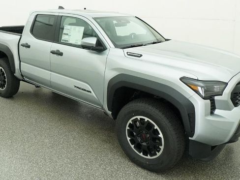 New 2026 Toyota Tacoma TRD Off-Road AWD/4WD image 7