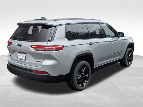 New 2025 Jeep Grand Cherokee L Limited w/ Luxury Tech Group II AWD/4WD image 3