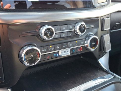 Used 2023 Ford F150 Lariat w/ Equipment Group 502A High image 24