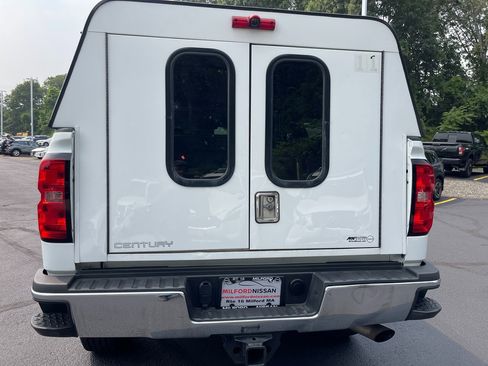 Used 2019 Chevrolet Silverado 2500 W/T image 4