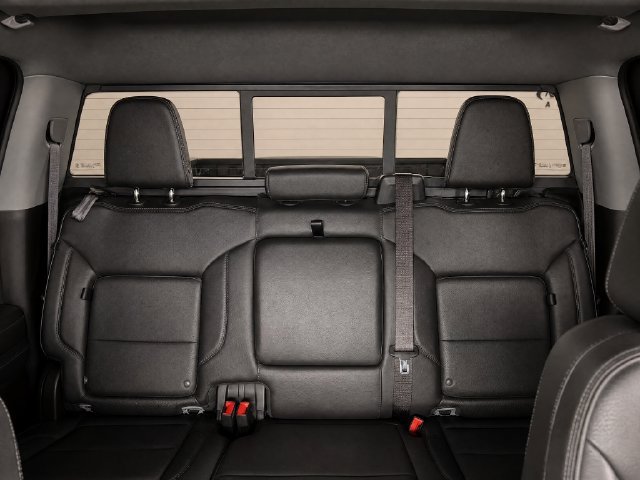 Used 2025 GMC Sierra 1500 Denali AWD/4WD image 17