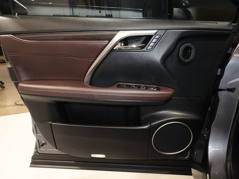 Used 2016 Lexus RX 450h AWD w/ Luxury Package image 21