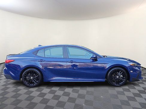 Certified 2025 Toyota Camry SE image 7