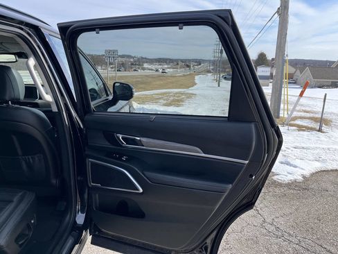 Used 2022 Kia Telluride SX w/ SX Prestige Package image 33