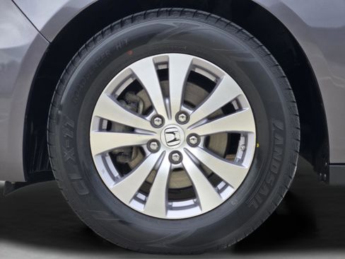 Used 2016 Honda Odyssey SE image 33