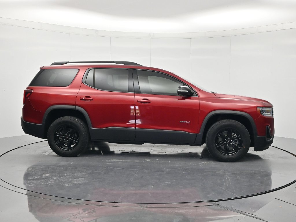Used 2023 GMC Acadia AT4 w/ Preferred Package AWD/4WD image 4