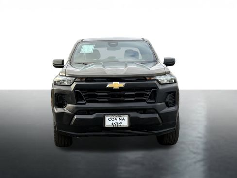Used 2024 Chevrolet Colorado W/T image 3
