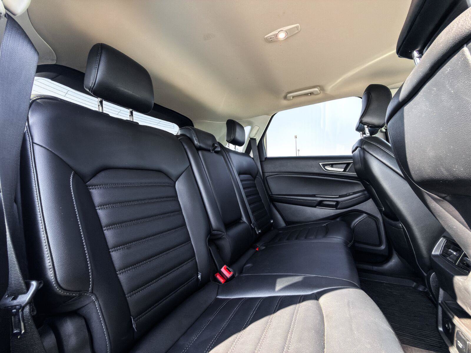 Used 2022 Ford Edge SEL w/ Convenience Package AWD/4WD image 23