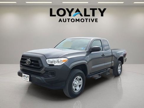 Used 2023 Toyota Tacoma SR image 1
