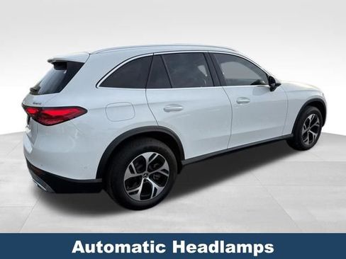 Used 2025 Mercedes-Benz GLC 350e 4MATIC image 6
