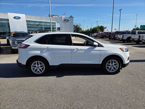 Used 2024 Ford Edge SEL AWD/4WD image 14