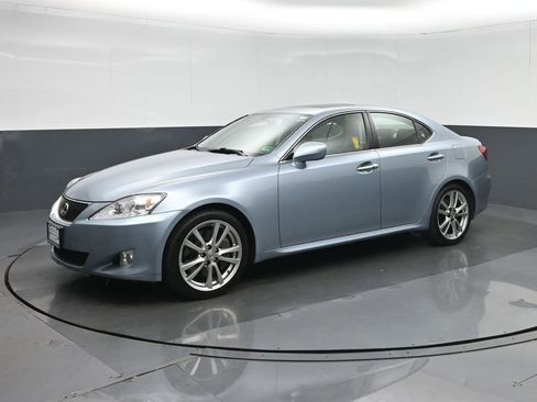 Used 2006 Lexus IS 350 image 3