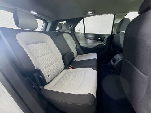 Used 2019 Chevrolet Equinox LS w/ LS Convenience Package image 25