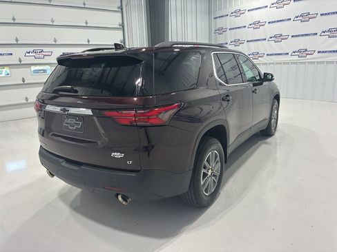 Used 2023 Chevrolet Traverse LT image 5