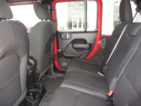 Used 2023 Jeep Wrangler Unlimited Sport image 32