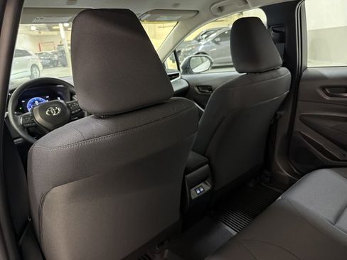 Used 2026 Toyota Corolla LE FWD image 19