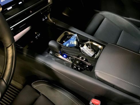 New 2026 Lexus RX 450h Luxury image 7