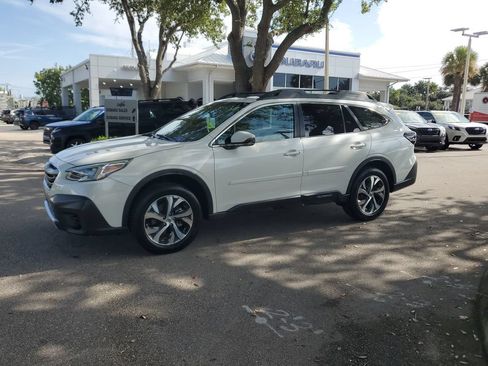Used 2021 Subaru Outback Limited AWD/4WD image 2