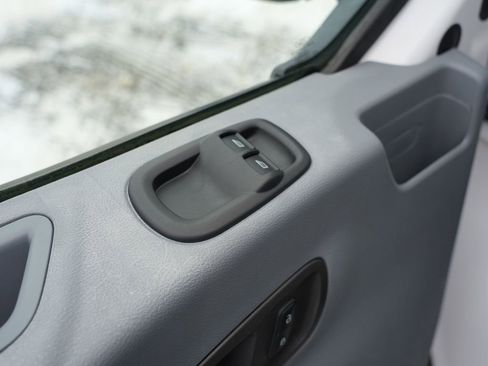 Used 2018 Ford Transit 350 Base image 28