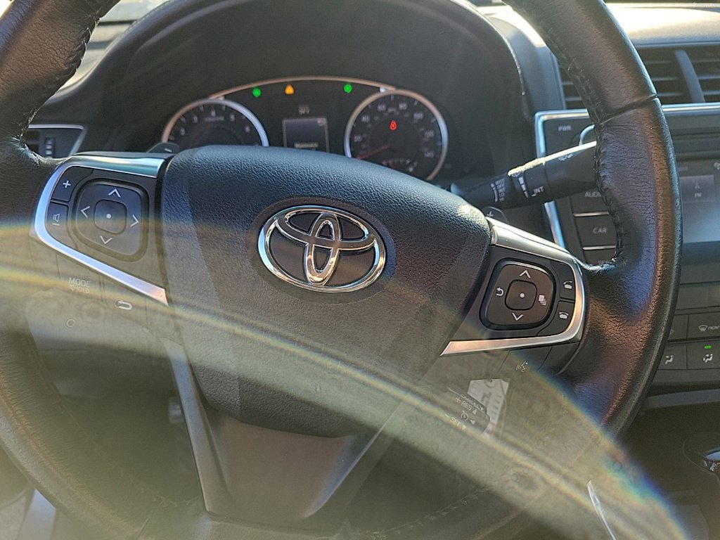 Used 2016 Toyota Camry SE FWD image 10