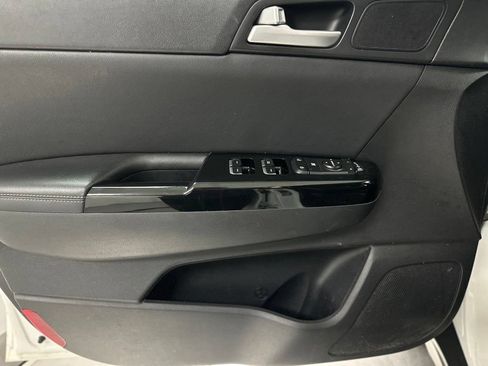 Used 2020 Kia Sportage EX AWD/4WD image 15