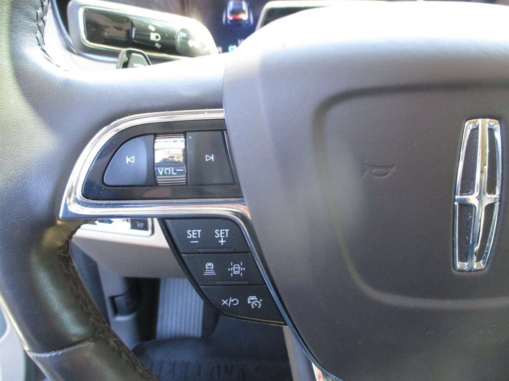 Used 2024 Lincoln Navigator Reserve AWD/4WD image 12