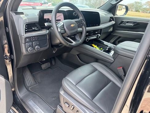 Used 2025 Chevrolet Tahoe LT image 5