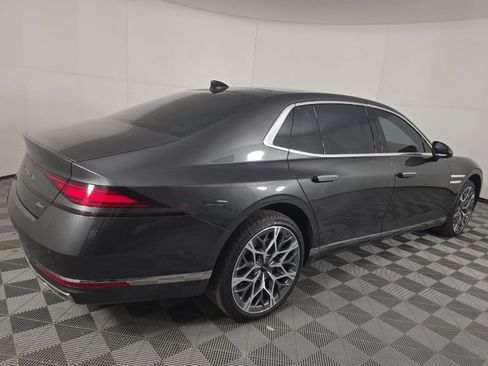 Used 2024 Genesis G90 3.5T image 2