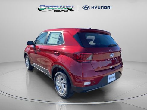 New 2026 Hyundai Venue SE FWD image 5
