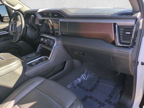 Used 2024 GMC Sierra 2500 Denali w/ Denali Reserve Package image 22
