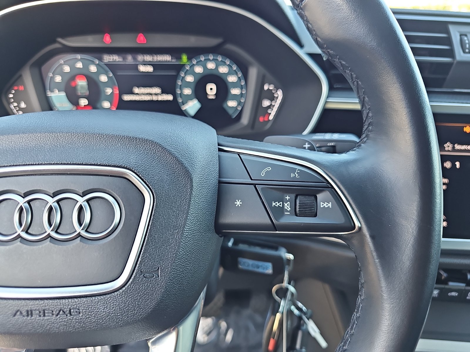Used 2023 Audi Q3 2.0T Premium AWD/4WD image 18