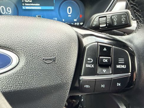 Used 2025 Ford Escape Platinum image 25