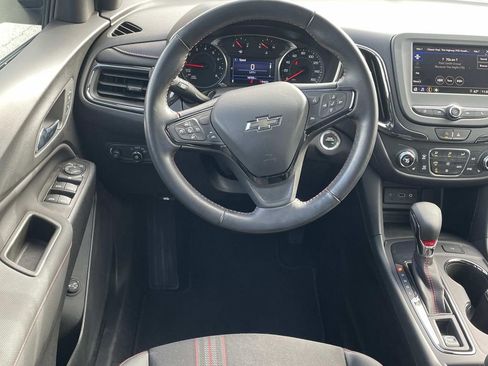 Used 2022 Chevrolet Equinox RS image 14