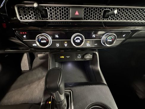 Used 2023 Honda Civic EX-L image 26