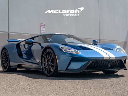 Used 2019 Ford GT RWD image 9