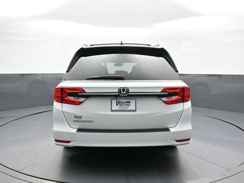 Certified 2023 Honda Odyssey EX-L image 7