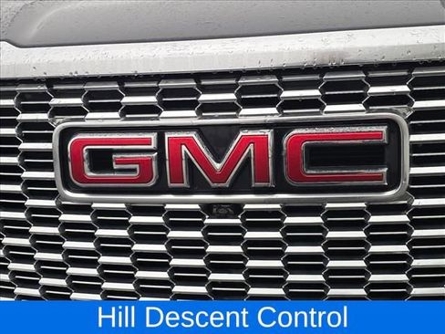 Used 2023 GMC Yukon Denali image 18
