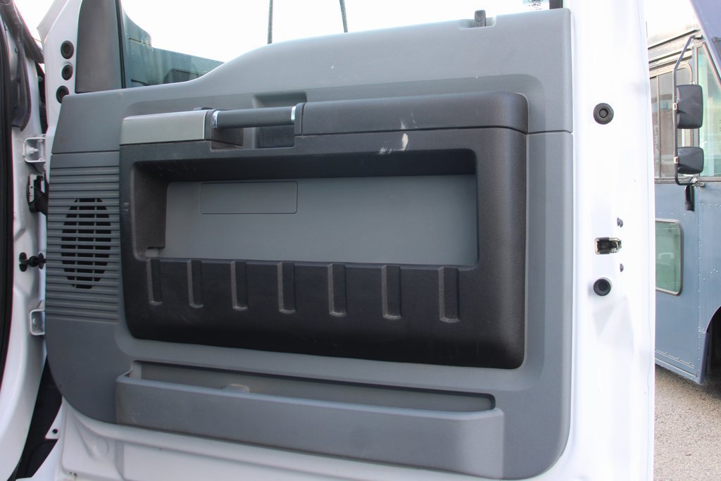 Used 2019 Ford F750 2WD Regular Cab Super Duty image 45